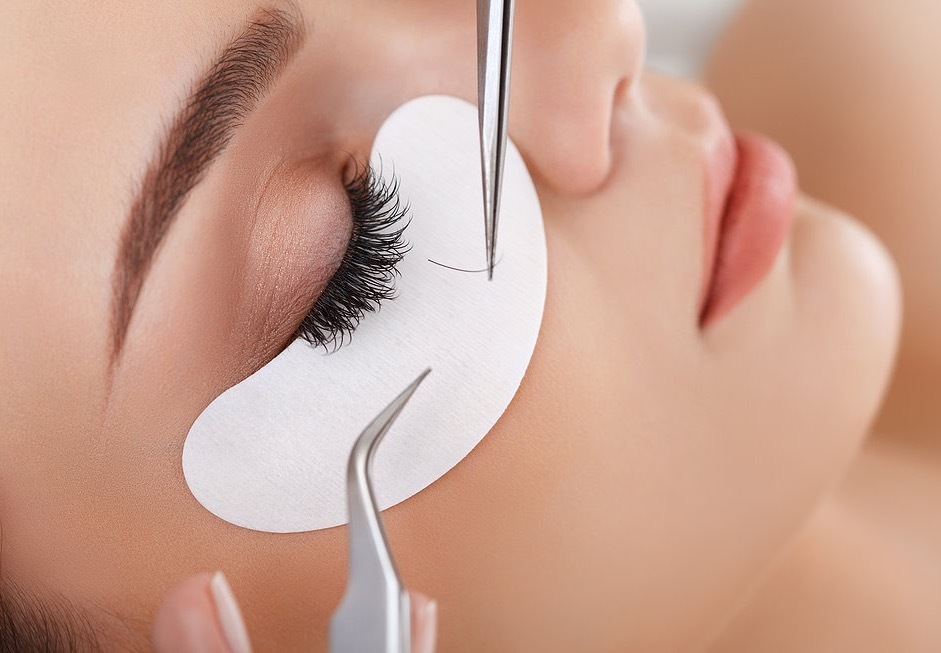  499 EyeLash Extensions Training By Our Licensed Specialists 